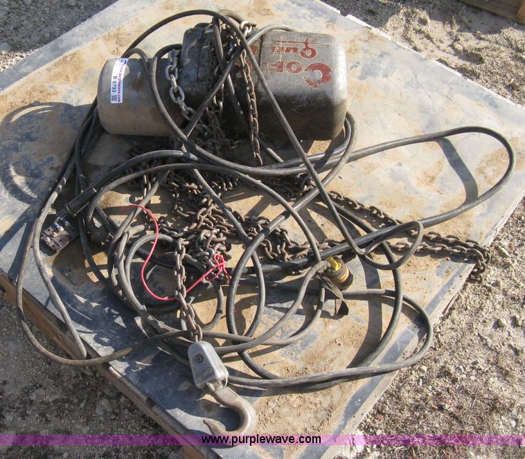 image for item B9733 Coffing 1/4 ton electric chain hoist