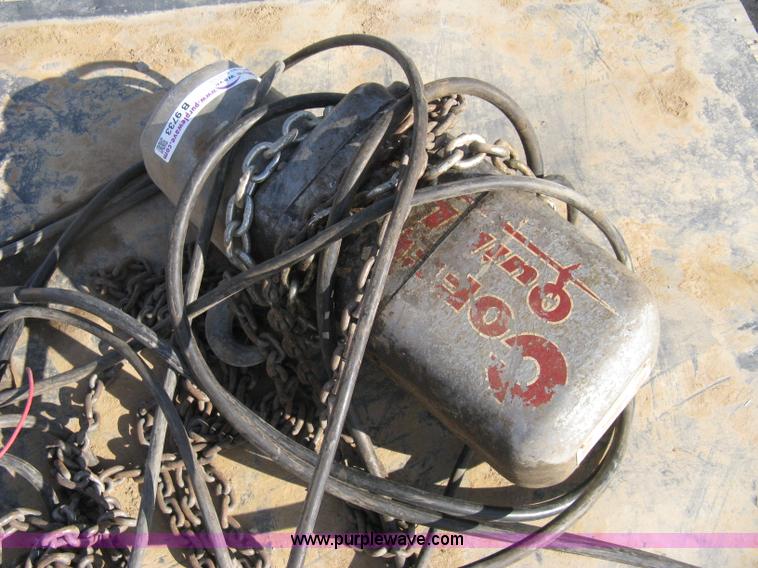 image for item B9733 Coffing 1/4 ton electric chain hoist