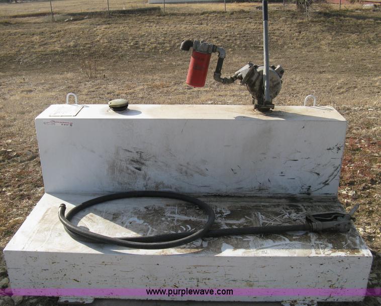 image for item B9737 Delta 105 gallon fuel tank