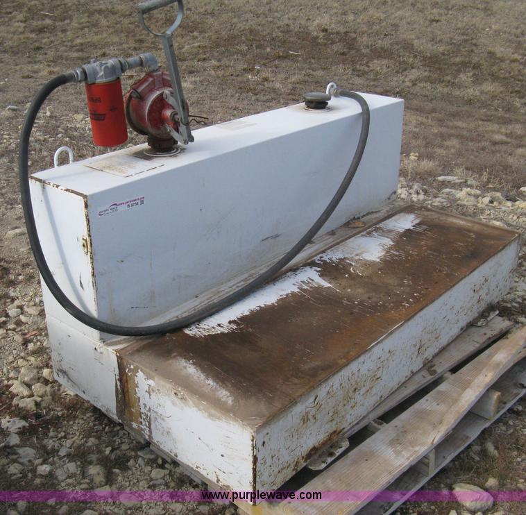 image for item B9738 Delta 105 gallon fuel tank