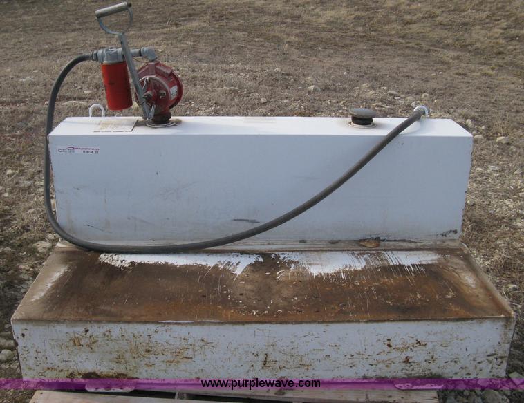 image for item B9738 Delta 105 gallon fuel tank