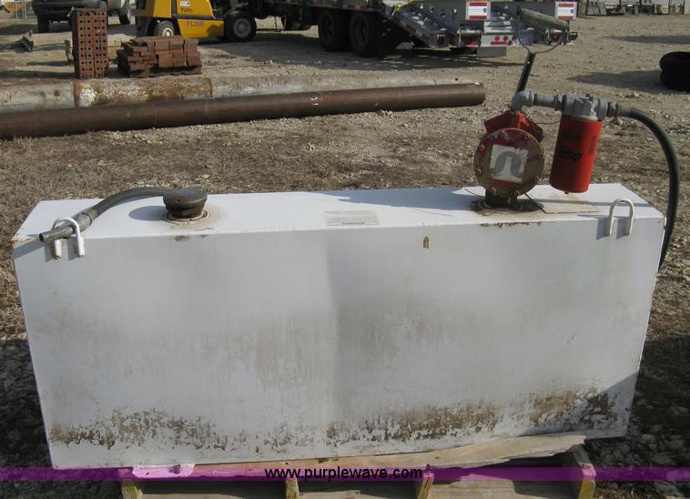 image for item B9738 Delta 105 gallon fuel tank