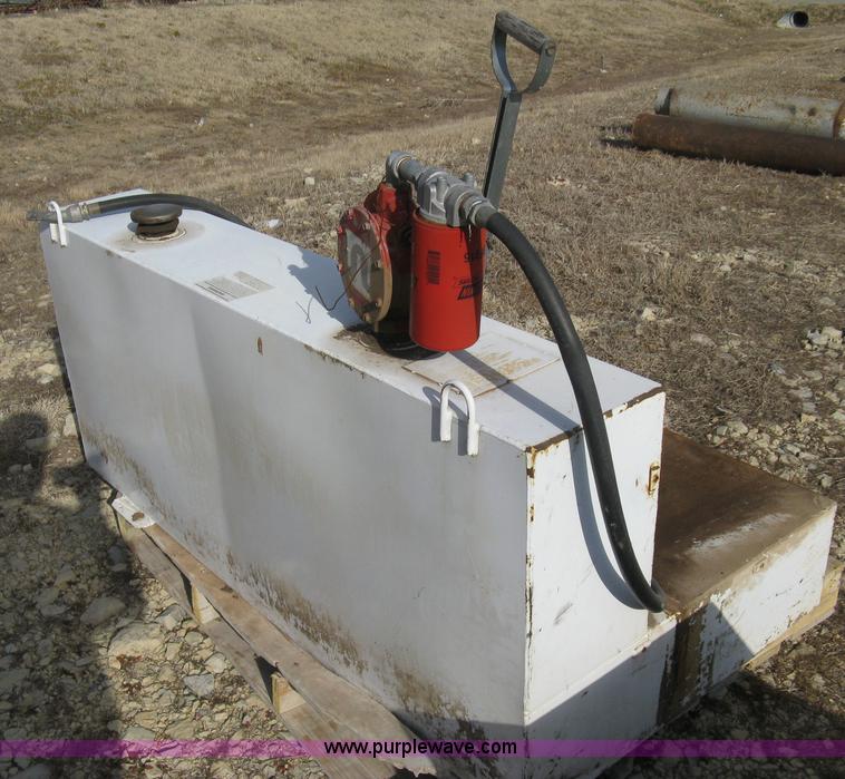 image for item B9738 Delta 105 gallon fuel tank
