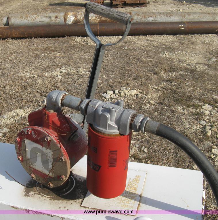 image for item B9738 Delta 105 gallon fuel tank