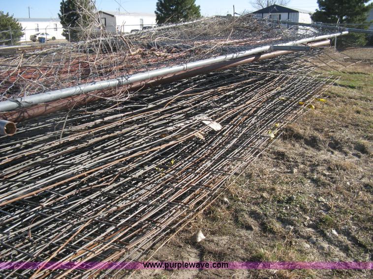 image for item B9739 Large assortment of gate and fence panels