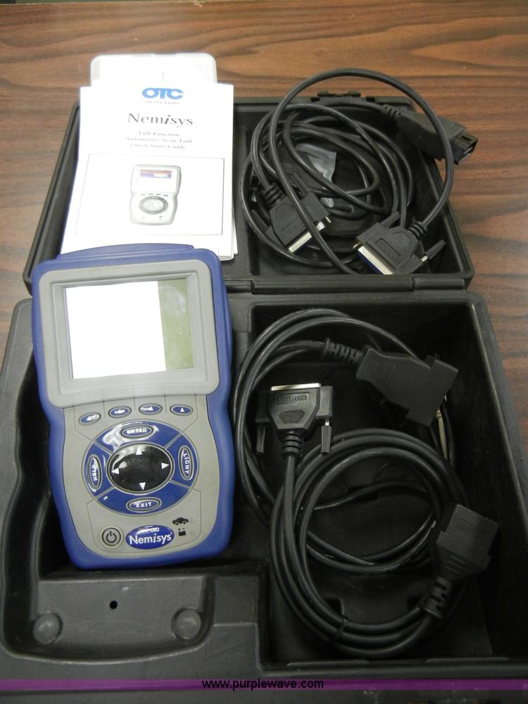 SPX OTC Nemisys full function automotive scan tool in Topeka, KS Item