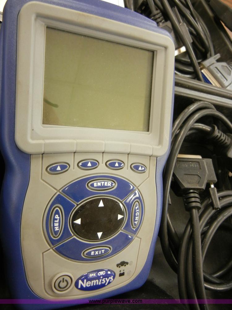 SPX OTC Nemisys full function automotive scan tool in Topeka, KS Item