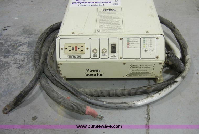 Altec super inverter in Topeka, KS | Item C4139 sold | Purple Wave