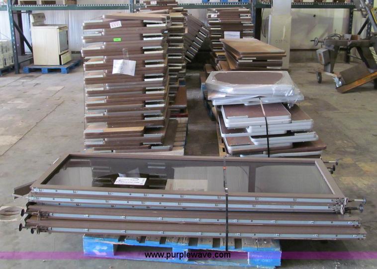 (9) Pallets of cubical partitions in Lebanon, MO Item D3022 sold