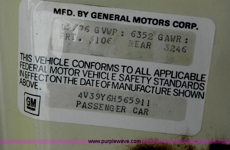 image for item D8713 1976 Buick Limited 225