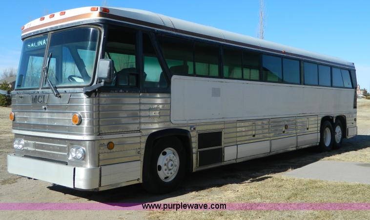 image for item D8716 1977 MCI Bus Crusader MC-8