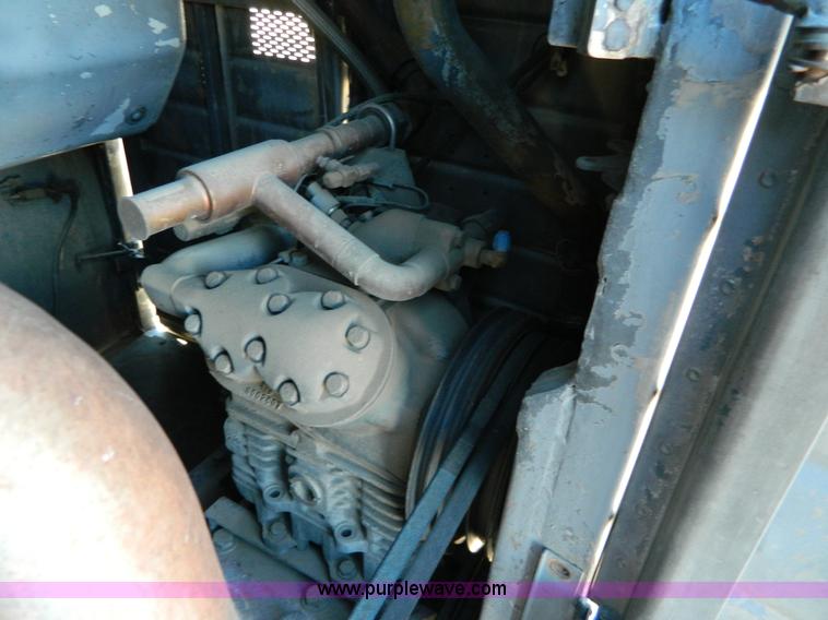 image for item D8716 1977 MCI Bus Crusader MC-8