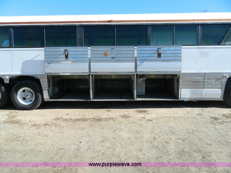 image for item D8716 1977 MCI Bus Crusader MC-8