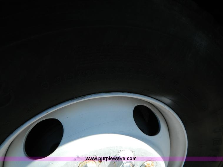 image for item D8716 1977 MCI Bus Crusader MC-8