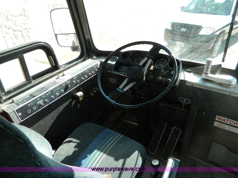 image for item D8716 1977 MCI Bus Crusader MC-8