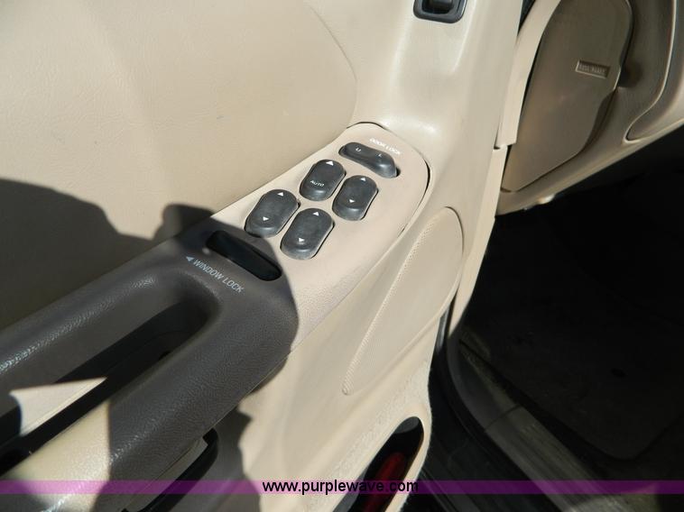 image for item D8757 1999 Mercury Mountaineer SUV