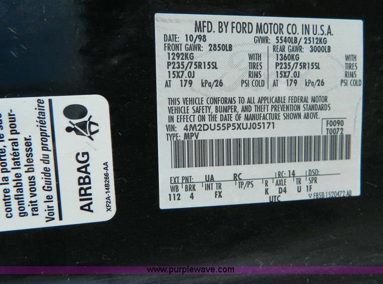 image for item D8757 1999 Mercury Mountaineer SUV