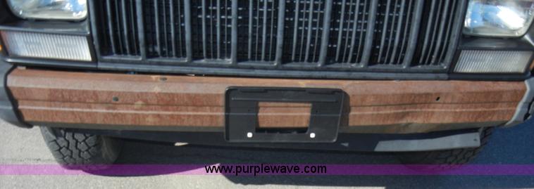 image for item D9760 1995 Jeep Cherokee Sport SUV