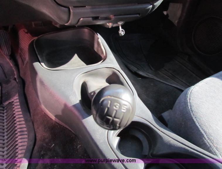 image for item I9537 2000 Chevrolet S10 pickup