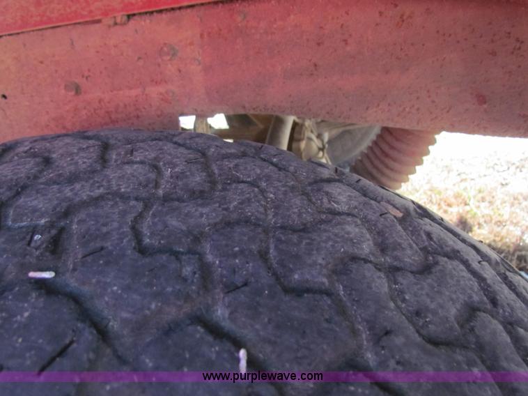 image for item I9537 2000 Chevrolet S10 pickup