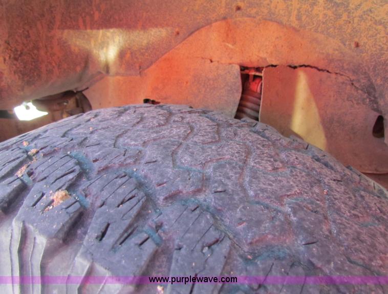 image for item I9537 2000 Chevrolet S10 pickup