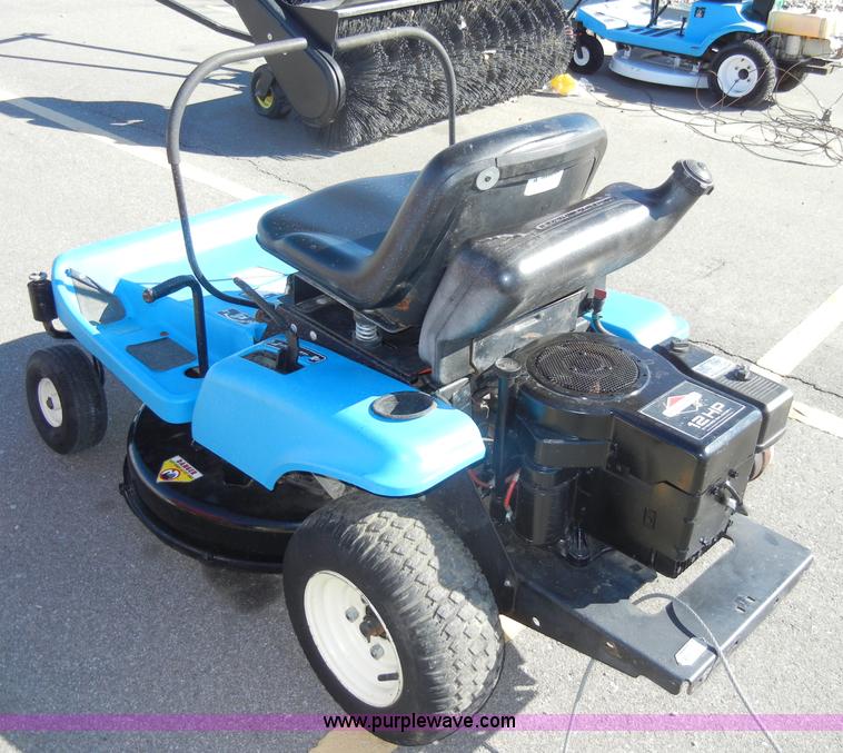 image for item J9376 Dixon 3304 ZTR lawn mower