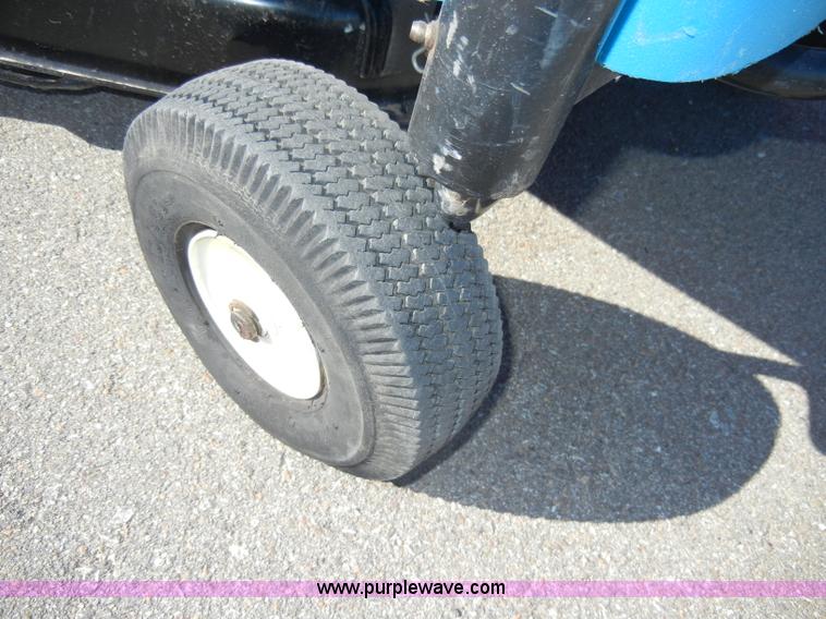 image for item J9376 Dixon 3304 ZTR lawn mower