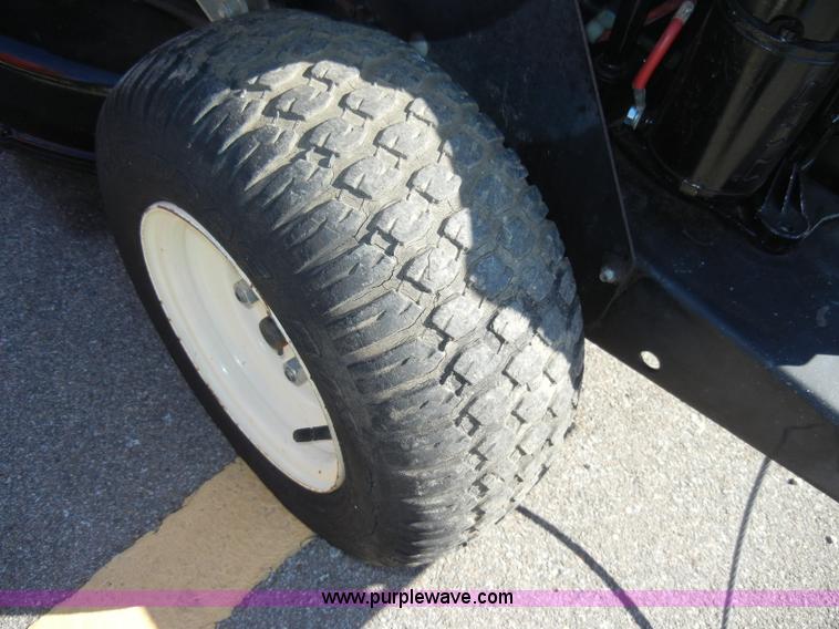 image for item J9376 Dixon 3304 ZTR lawn mower