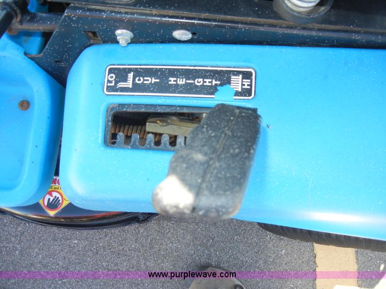 image for item J9376 Dixon 3304 ZTR lawn mower