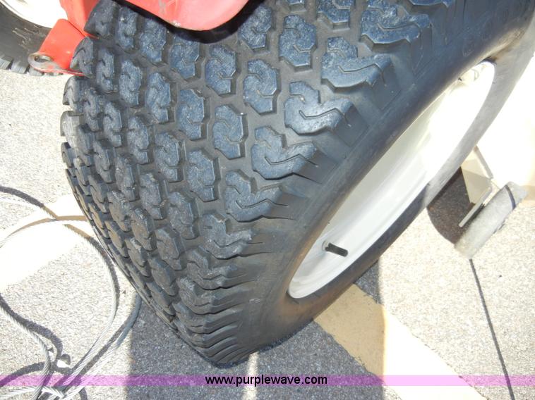 image for item J9378 IH Cub Cadet 1282 lawn mower