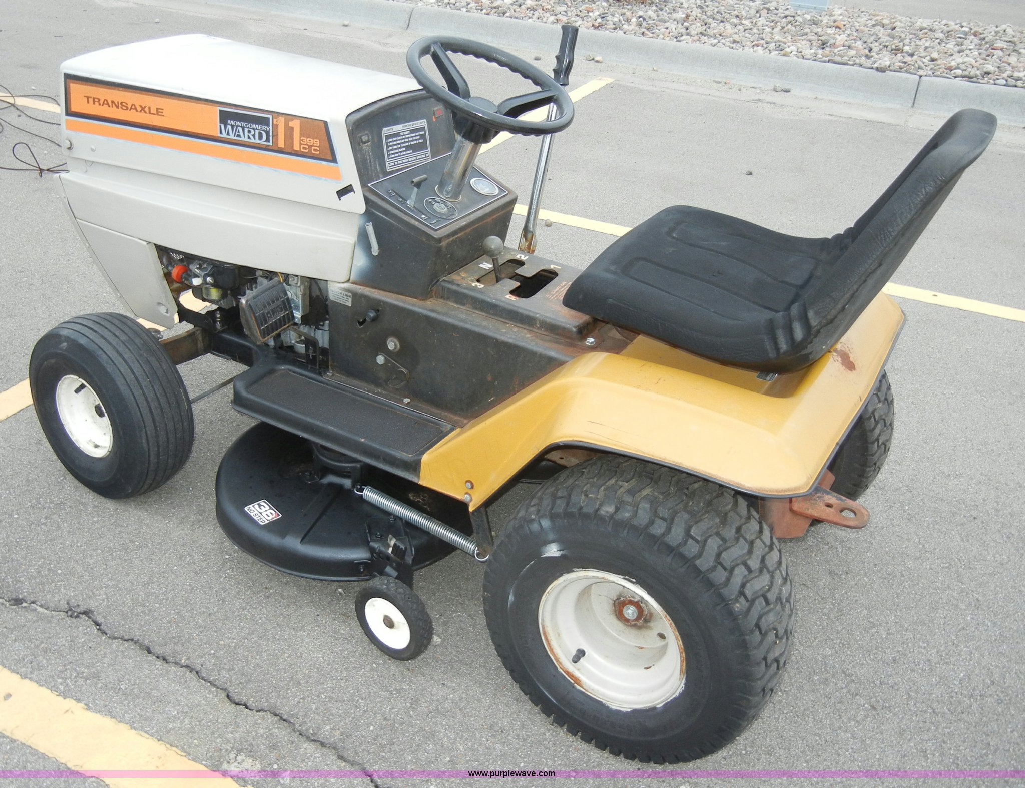 Montgomery Ward lawn mower in Manhattan, KS Item A3480 sold Purple Wave