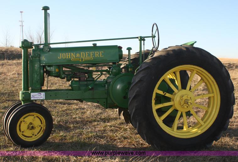 image for item A6631 1937 John Deere Model A tractor