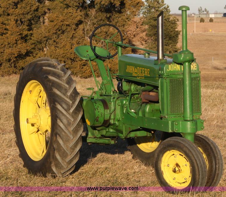 image for item A6631 1937 John Deere Model A tractor