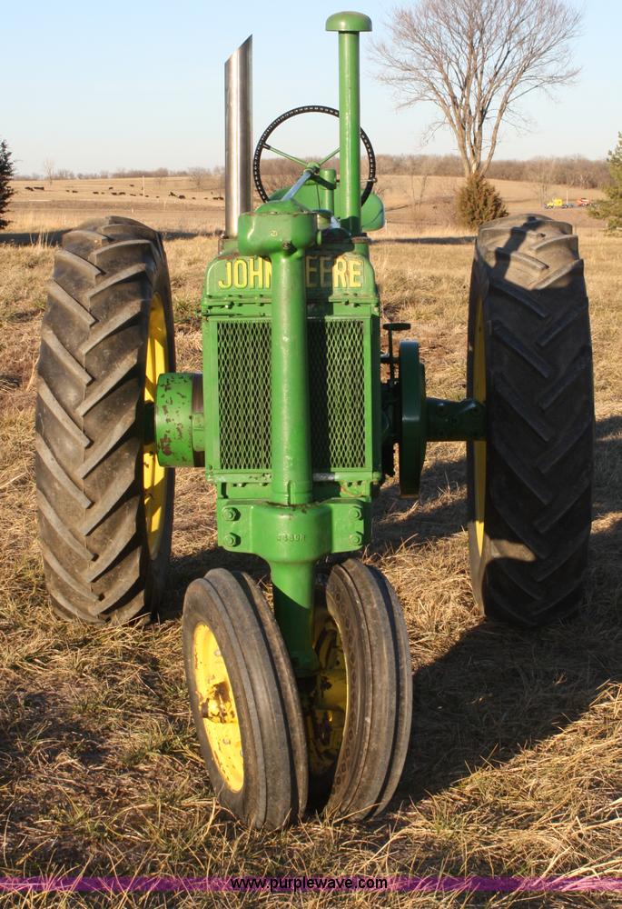 image for item A6631 1937 John Deere Model A tractor