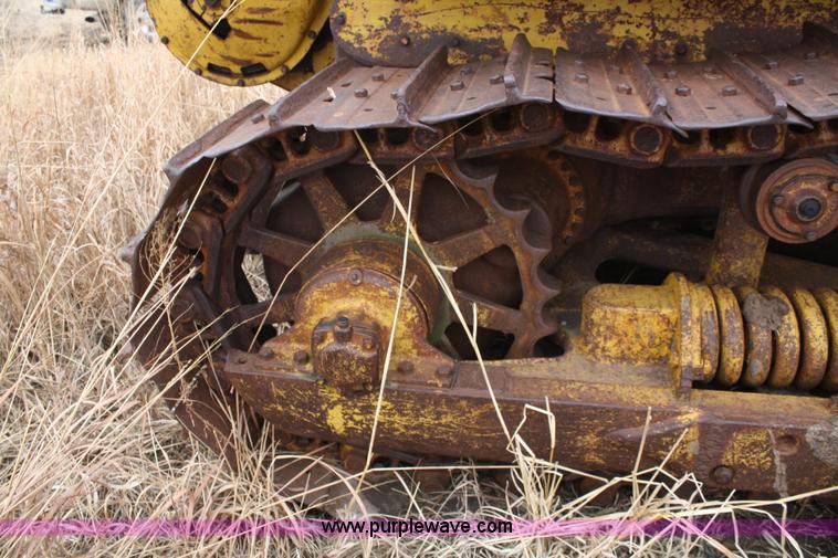 image for item A6641 1950 Caterpillar D7 dozer