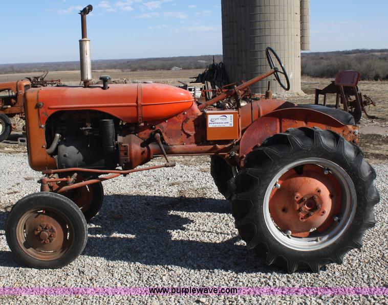 image for item A6658 1948 Allis Chalmers Model C tractor