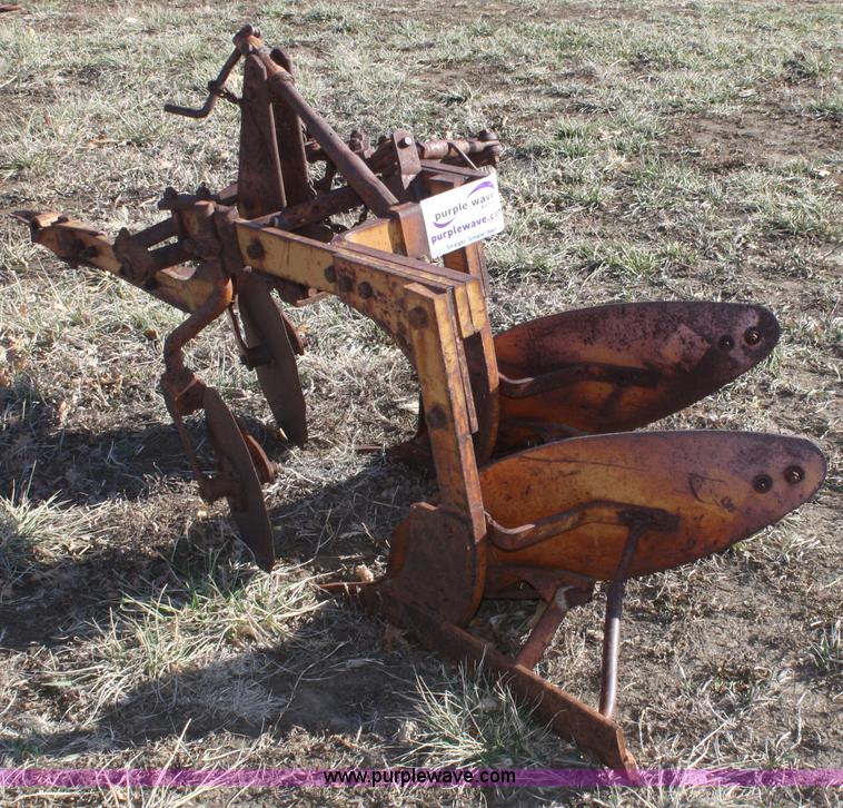 image for item A6661 Allis Chalmers plow