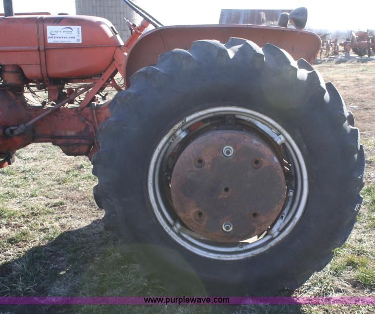 image for item A6665 1958 Allis Chalmers D17 tractor