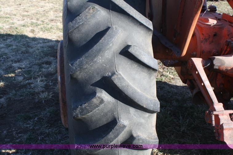 image for item A6665 1958 Allis Chalmers D17 tractor