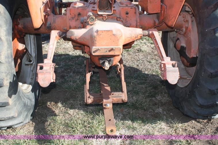 image for item A6665 1958 Allis Chalmers D17 tractor