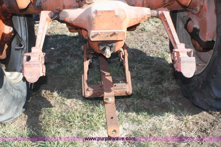 image for item A6665 1958 Allis Chalmers D17 tractor