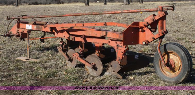 image for item A6669 Allis Chalmers plow
