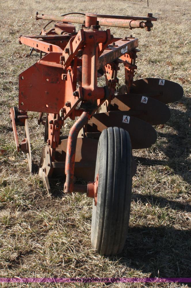 image for item A6669 Allis Chalmers plow