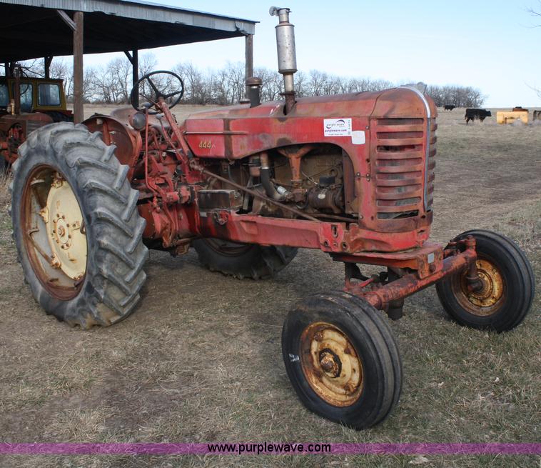 image for item A6673 1956 Massey-Harris 444 G1RF tractor