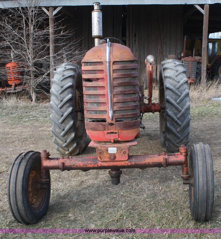 image for item A6673 1956 Massey-Harris 444 G1RF tractor