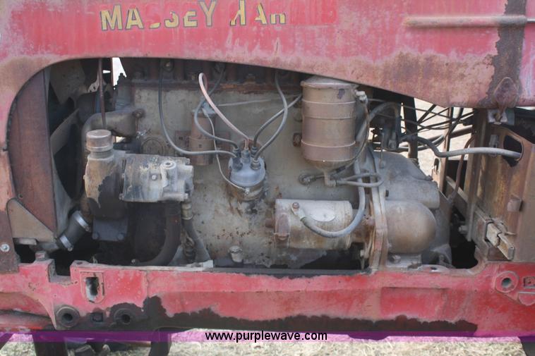 image for item A6673 1956 Massey-Harris 444 G1RF tractor