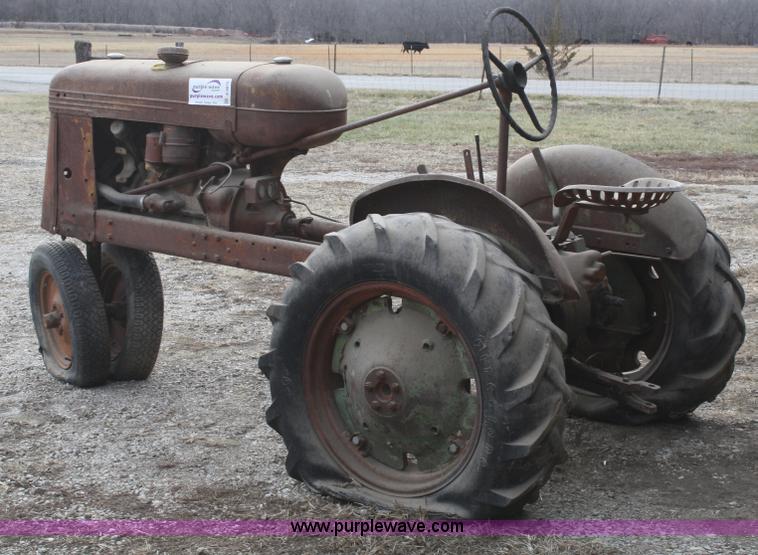 image for item A6676 1941 General 04CT-194 tractor