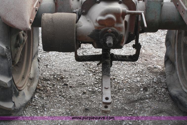 image for item A6676 1941 General 04CT-194 tractor