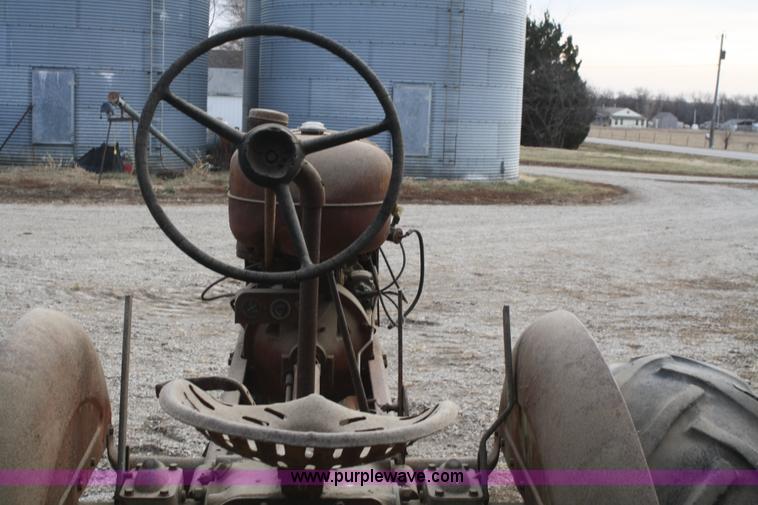 image for item A6676 1941 General 04CT-194 tractor