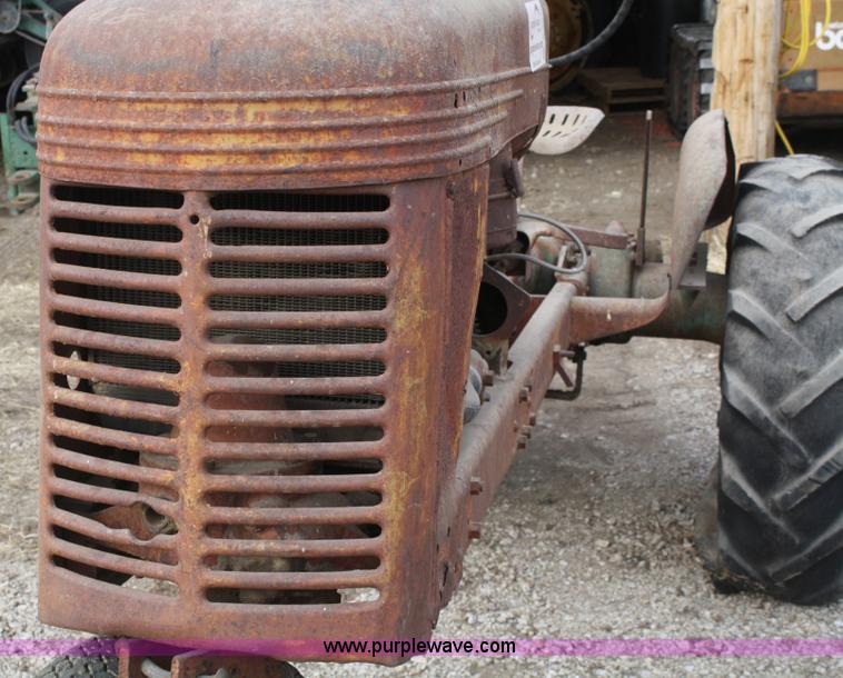 image for item A6676 1941 General 04CT-194 tractor